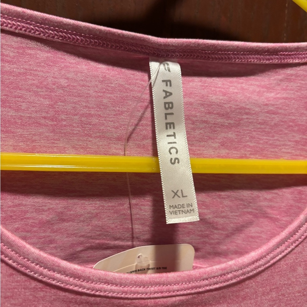 NWT Fabletics Dry-Flex Open Back Twist Short Sleeve Tee in Pink Sunset Heather - Picture 5 of 11